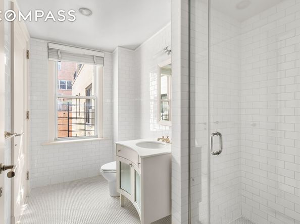 40 East 66th Street 12B, New York NY 10065