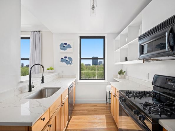 407 Central Park W PH7B, New York NY 10025