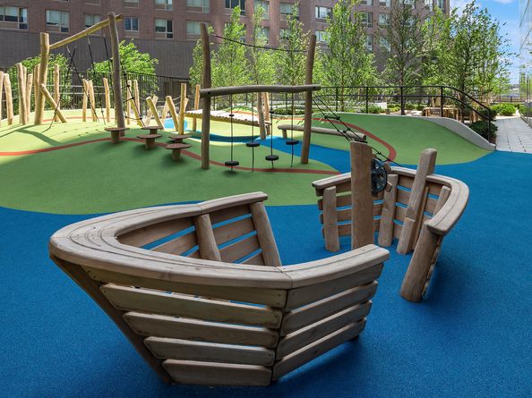 252 South Street 22J, New York NY 10002