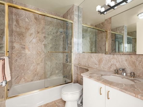 875 5th Avenue 12EF, New York NY 10065