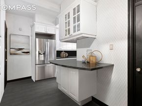 136 East 64th Street 11E, New York NY 10065