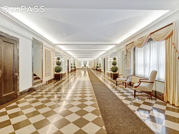 136 East 64th Street 11E, New York NY 10065