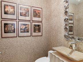 250 East 49th Street 14CD, New York NY 10017