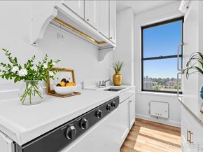 409 Edgecombe Avenue 8D, New York NY 10032