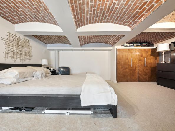 215 East 24th Street 617, New York NY 10010