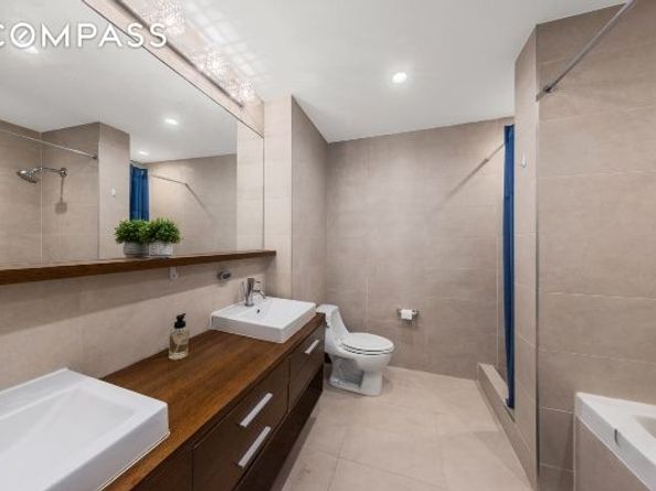 133 Water Street 3D, Brooklyn NY 11201