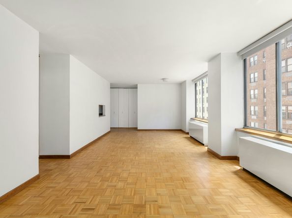 420 East 58th Street 14C, New York NY 10022