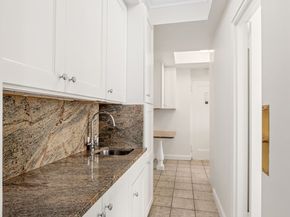 870 5th Avenue 15E, New York NY 10065
