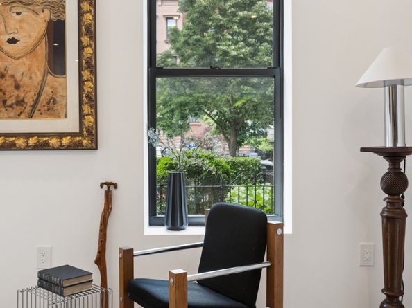 74 2nd Place 1B, Brooklyn NY 11231