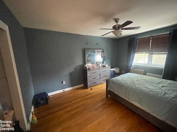 2524 Radcliff Avenue, Bronx NY 10469