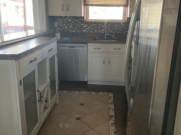 2524 Radcliff Avenue, Bronx NY 10469