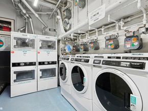 140 East 95th Street 1E, New York NY 10128