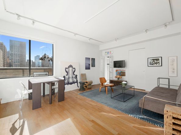 310 West 56th Street PHE, New York NY 10019
