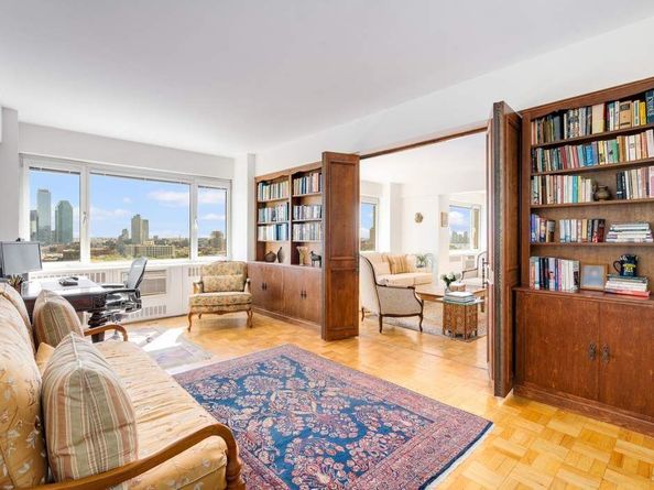 45 Sutton Place S 17F+, New York NY 10022