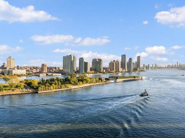 45 Sutton Place S 17F+, New York NY 10022