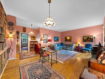 552 Riverside Drive