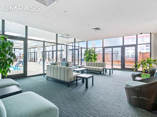 300 East 54th Street 25G, New York NY 10022