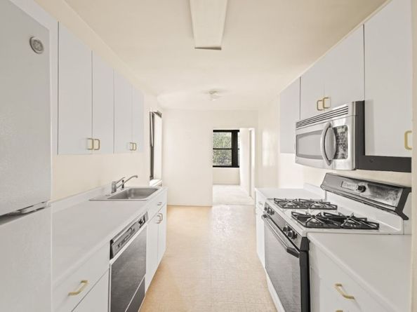 1875 Corporal Kennedy Street 3J, Queens NY 11360