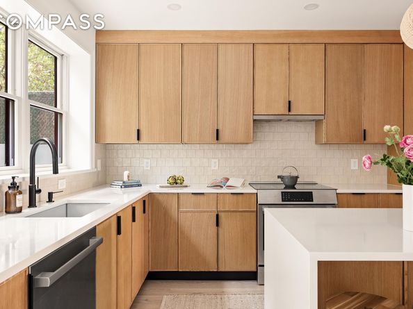 578 20th Street, Brooklyn NY 11218