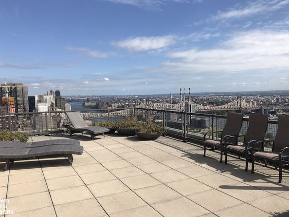 870 United Nations Plaza 18A, New York NY 10017