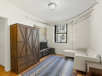 21-05 33rd Street