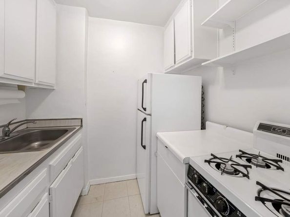 61 Jane Street 10N, New York NY 10014