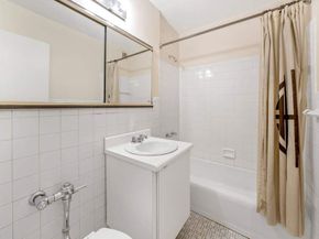 61 Jane Street 10N, New York NY 10014