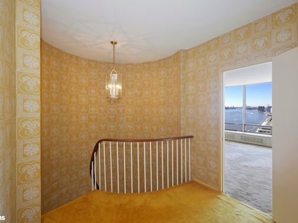 870 United Nations Plaza 31/32F, New York NY 10017