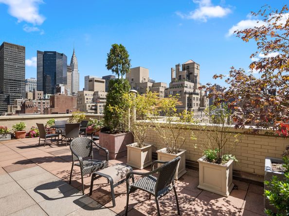 20 East 35th Street 2E, New York NY 10016