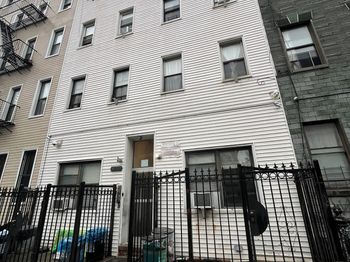 181 Maujer Street