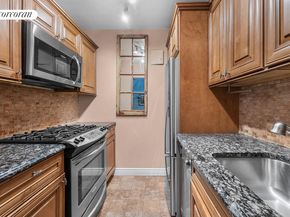 210 East 15th Street 2N, New York NY 10003
