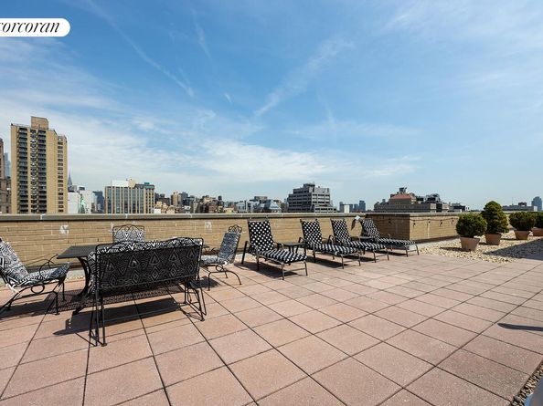 210 East 15th Street 2N, New York NY 10003