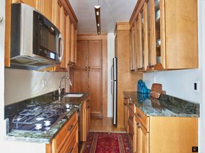 325 East 57th Street 2D, New York NY 10022