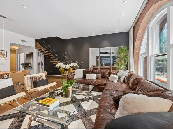 21 Astor Place 2G, New York NY 10003