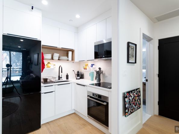 31 Bleecker Street 2R, Brooklyn NY 11221
