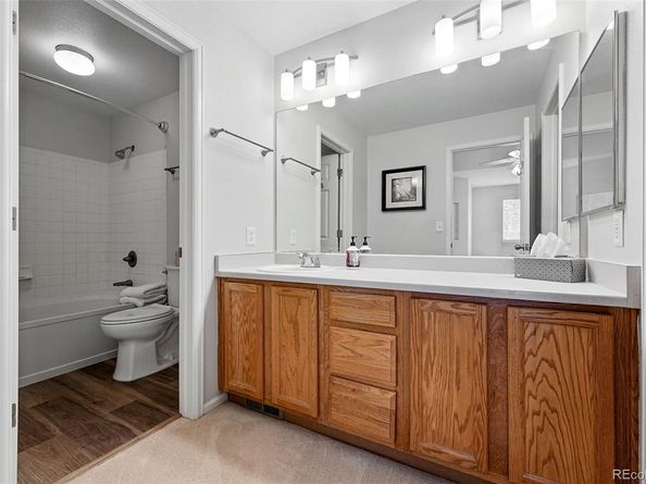 10010 E Gunnison Place 707, Aurora CO 80247