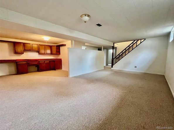 6900 Ruth Way, Denver CO 80221