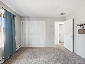 892 S Rifle Way, Aurora CO 80017