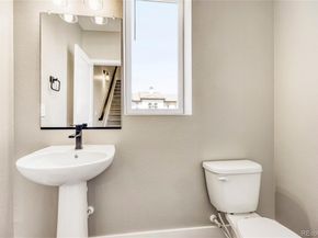 15558 W Washburn Avenue, Lakewood CO 80228