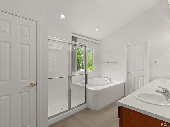 1638 Hallet Peak Drive, Longmont CO 80503
