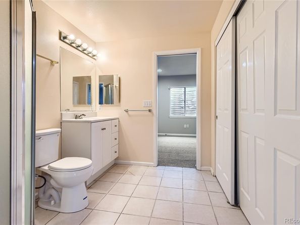 18643 E Crestridge Drive, Aurora CO 80015