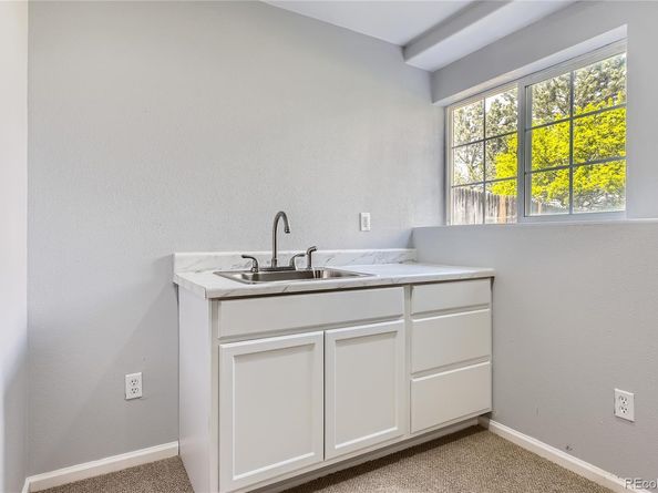 18643 E Crestridge Drive, Aurora CO 80015