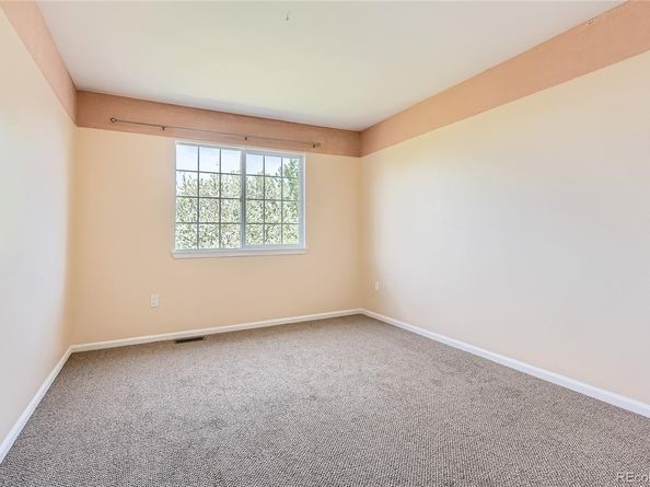 18643 E Crestridge Drive, Aurora CO 80015