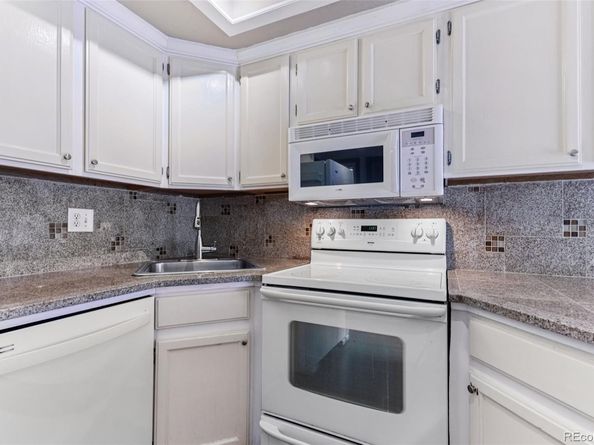 3300 W Florida Avenue 35, Denver CO 80219