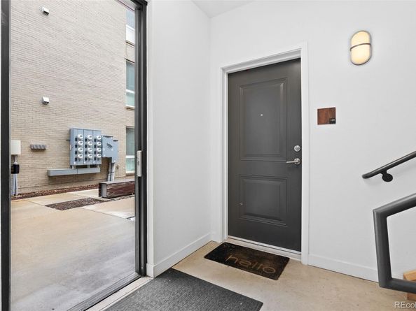 8475 E 36th Avenue 109, Denver CO 80238