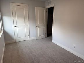 987 W Powers Avenue, Littleton CO 80120