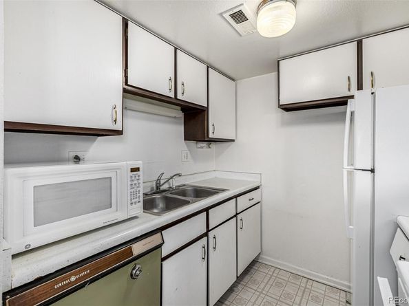 9100 E Girard Avenue 3, Denver CO 80231