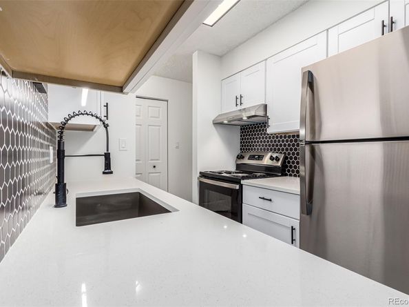 50 E Highline Circle 102, Centennial CO 80122