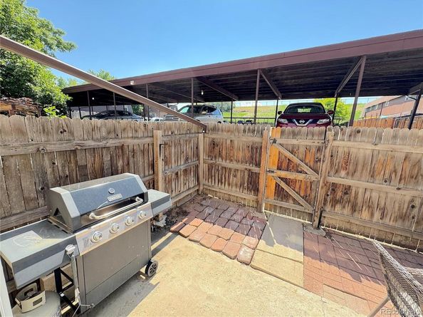 5677 S Lowell Boulevard, Littleton CO 80123