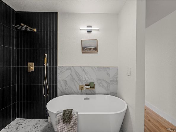 884 S Lewis Street, Lakewood CO 80226